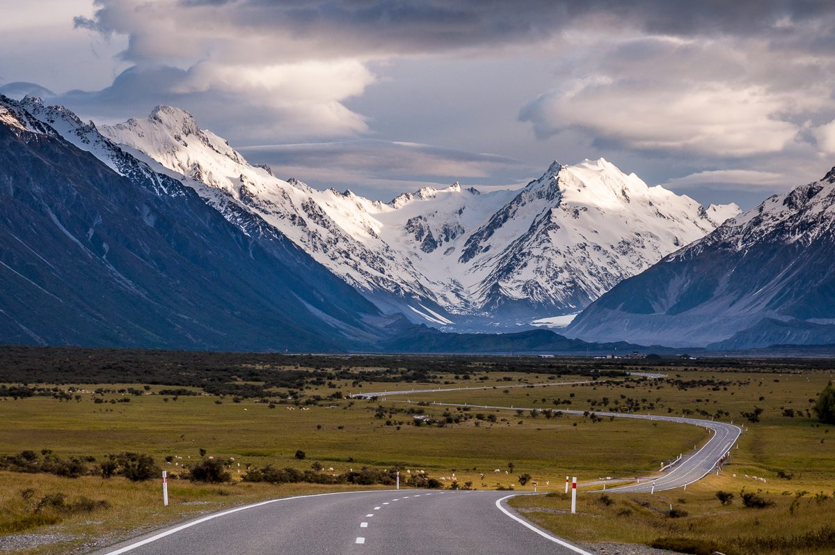 Hooker Valley track with swing bridge and views of Mount Cook